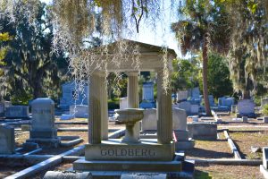 Bonaventure Cemetery: The Shocking Truth of Its History - Photo